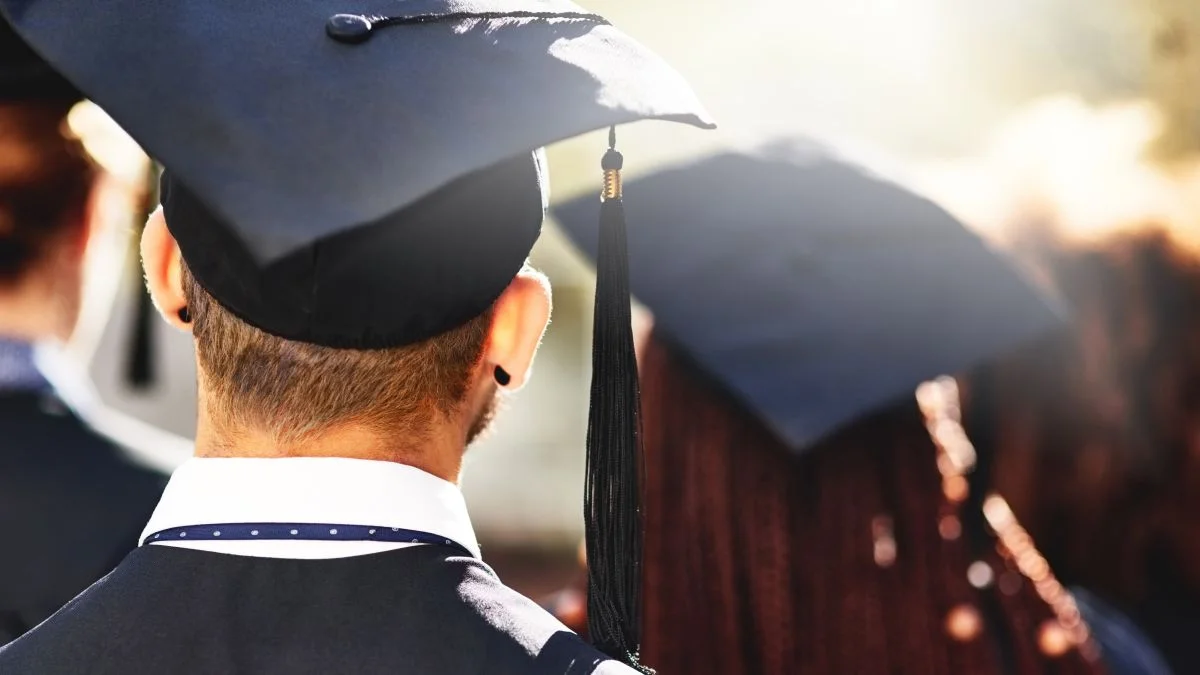 Collegium Humanum znów na celowniku. UOKiK stawia zarzuty uczelni