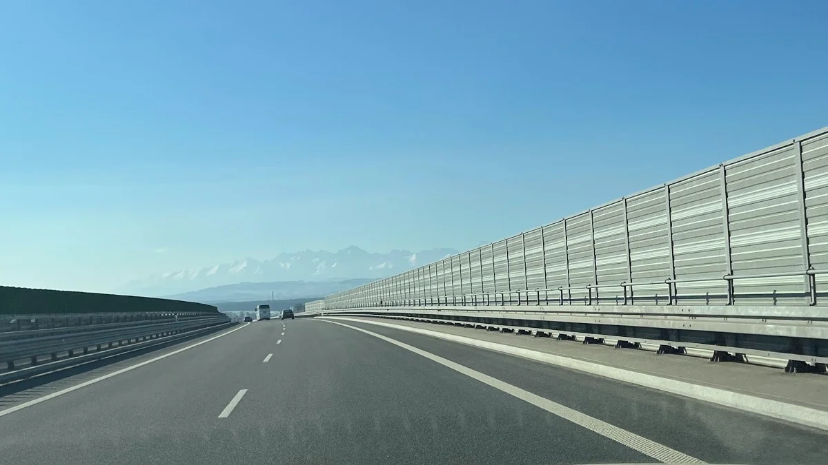 Nie poznacie zakopianki. Przemknięcie pod Tatry jak autostradą