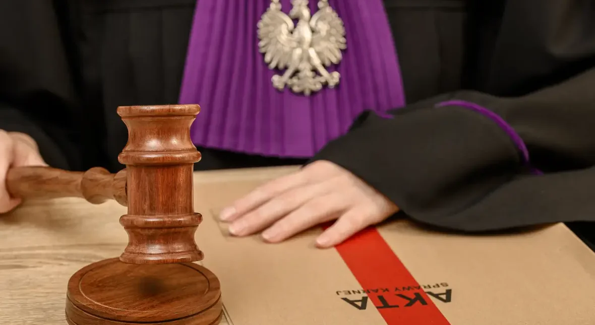 Image for Właśnie się dowiedziałem, że komornik może zabrać pieniądze każdemu. Ministerstwo potwierdziło