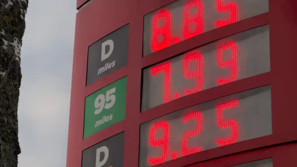 Sytuacja na stacjach paliw. Tyle od jutra zapłacimy za benzynę i diesla