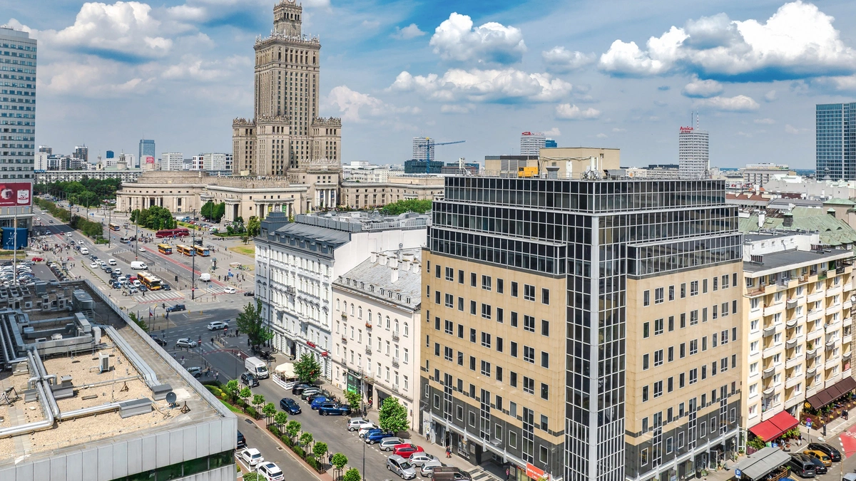 Stare biurowce wchodzą w erę glow-up. Od pustostanu do rekordowych stawek czynszu