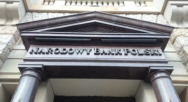 Co ze stopami zrobi RPP? Banki ostrzegają przed kolejnymi miesiącami