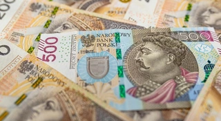 Wahania walut i rosnące ceny energii stawiają polskie firmy przed sporym wyzwaniem.
