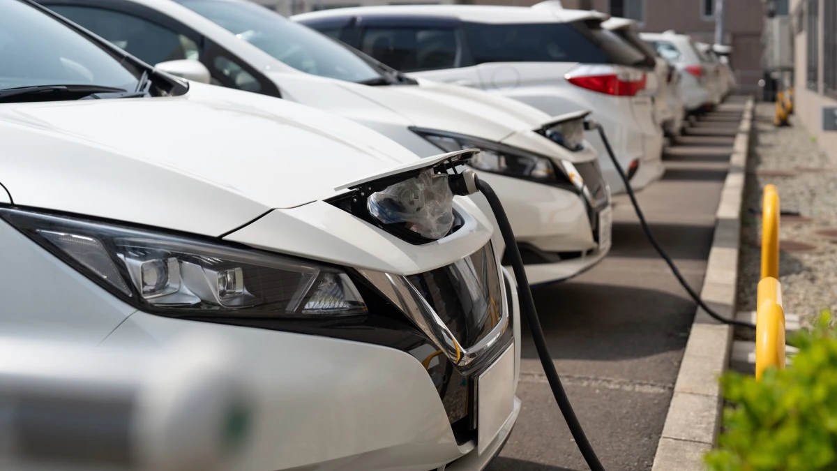 Dosypią pieniędzy do programu NaszEauto. Europa dawno nam odjechała